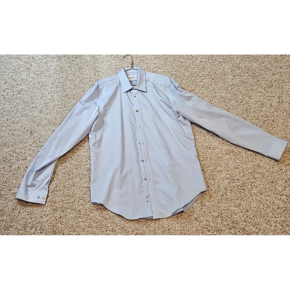 Calvin Klein Mens Slim Fit Performance Non-Iron Herringbone Dress Shirt Blue